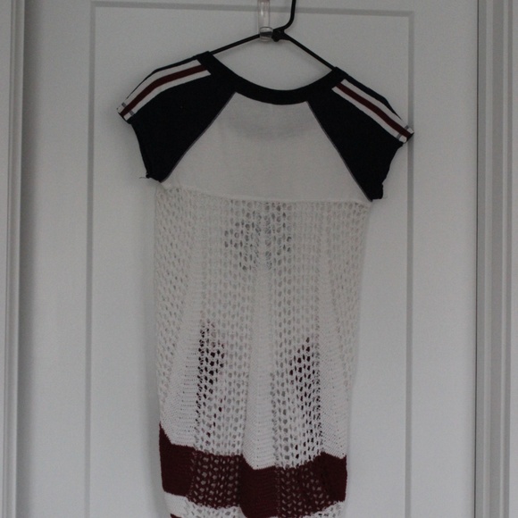EUC: Free People Crochet Tee. Sz S. FINAL PRICE - Picture 3 of 5